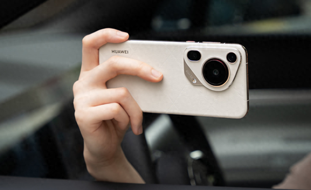 華為新卷王，16G+1TB突降三千元，1英寸大底+鴻蒙5.0