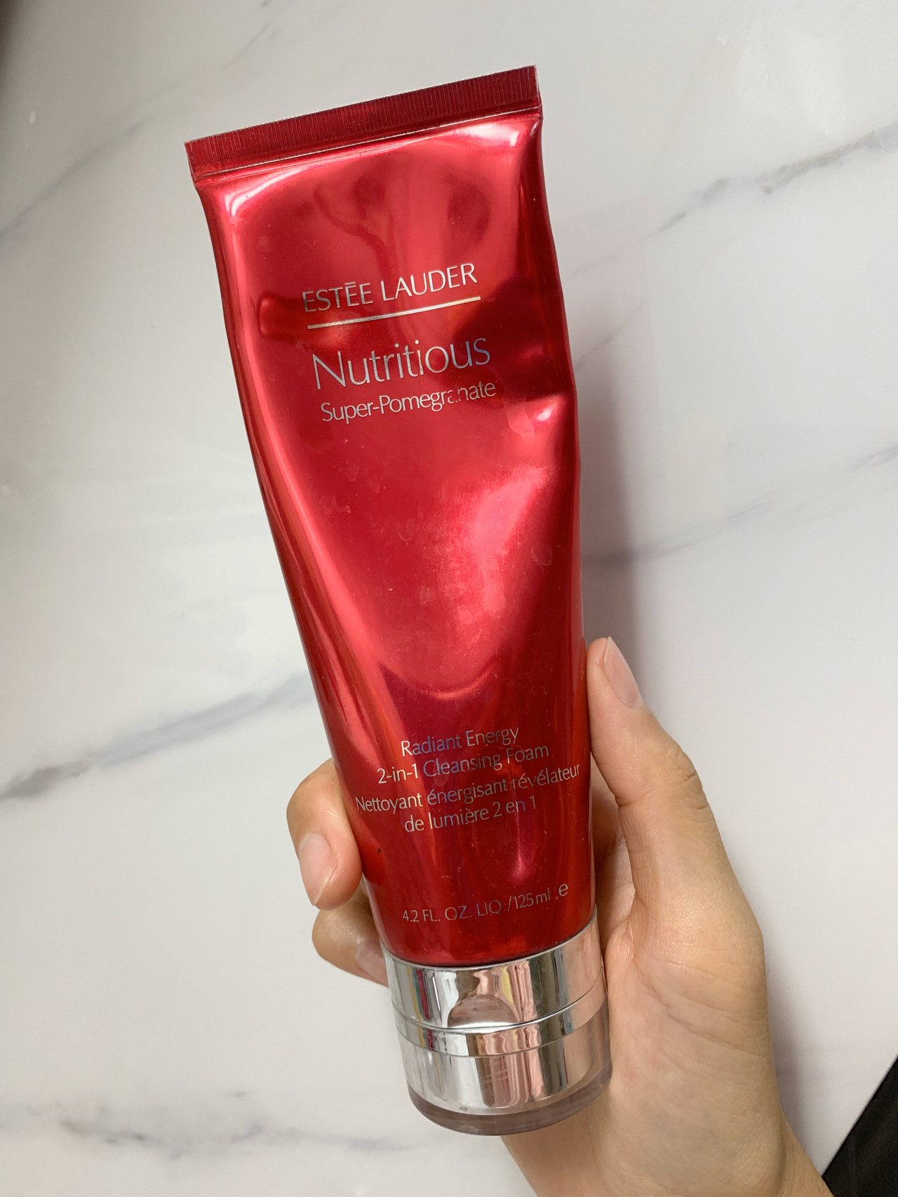 十大美白洗面奶排行榜哪款好,只有这三款控油的我是经常回购