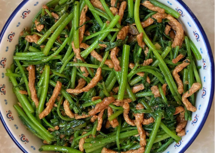 五月到了，遇见这菜别瘦肉，解馋开胃，营养全面，睡眠更好了！
