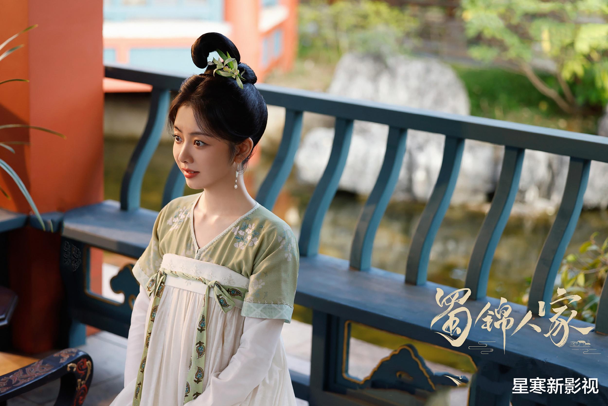 《蜀锦人家》终于要播了，谭松韵穿唐装太美，大胆预测这剧得火！
