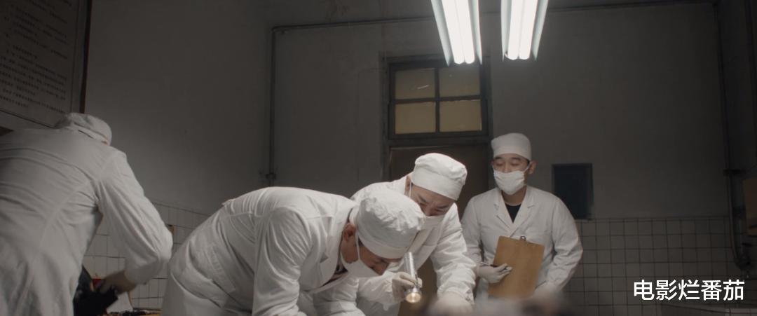 三个魔鬼细节,将《我是刑警》和《白夜破晓》的差距,瞬间拉开了