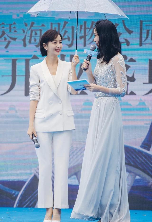 佟丽娅到40岁就断崖式衰老，满脸疲惫早就没了胶原蛋白，好在自然