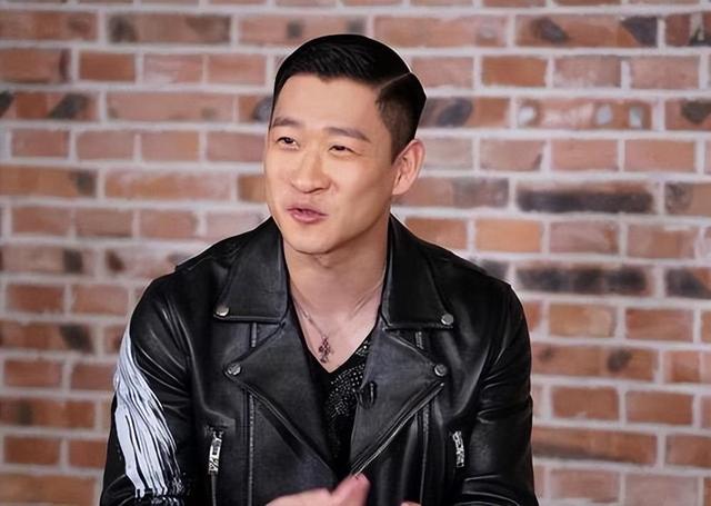 16年，郭德纲曾用百万救下的张云雷，如今张云雷恩将仇报？