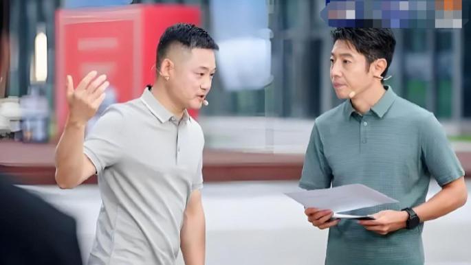 48岁撒贝宁再次被保送！央视连续发文祝贺，央视“一哥”位置易主