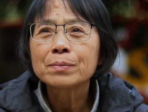 央视下场都不行！看明白宋佳做了什么，才知道为什么海清会被骂！