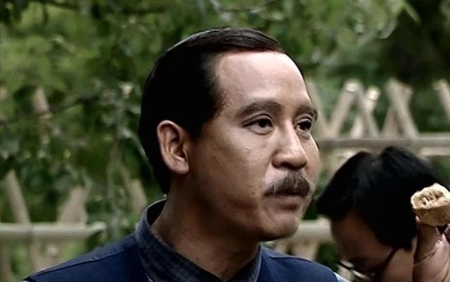 为什么王雷饰演的军长遭到非议,和演员马少骅比较一下,就明白了