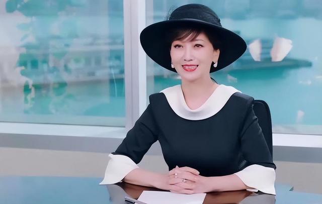 当年为什么非要找个女人演许仙？时隔12年，赵雅芝说出了原因