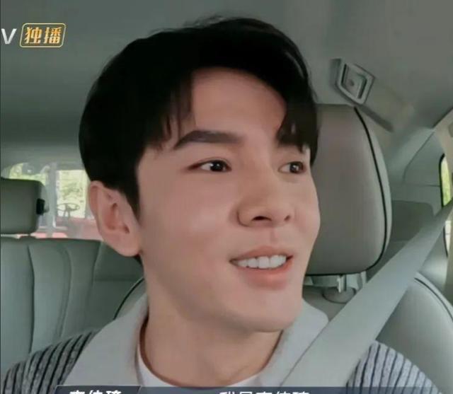 玩大了!《披哥4》首播,李佳琦被冷落抵制,湖南卫视也被牵连