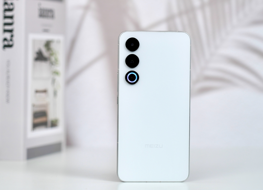 魅族不甘示弱,骁龙8Gen3+512GB突降至2949元,不好卖还能降