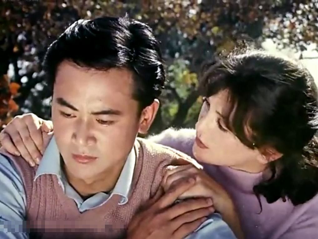 李世玺：原八一厂演员剧团团长，因演雷锋走红，岳母也是位好演员