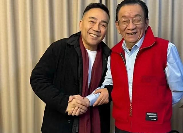 钱城,喊话侯耀华:杨议摆知有没有准日子?你那两个穷师哥来不来