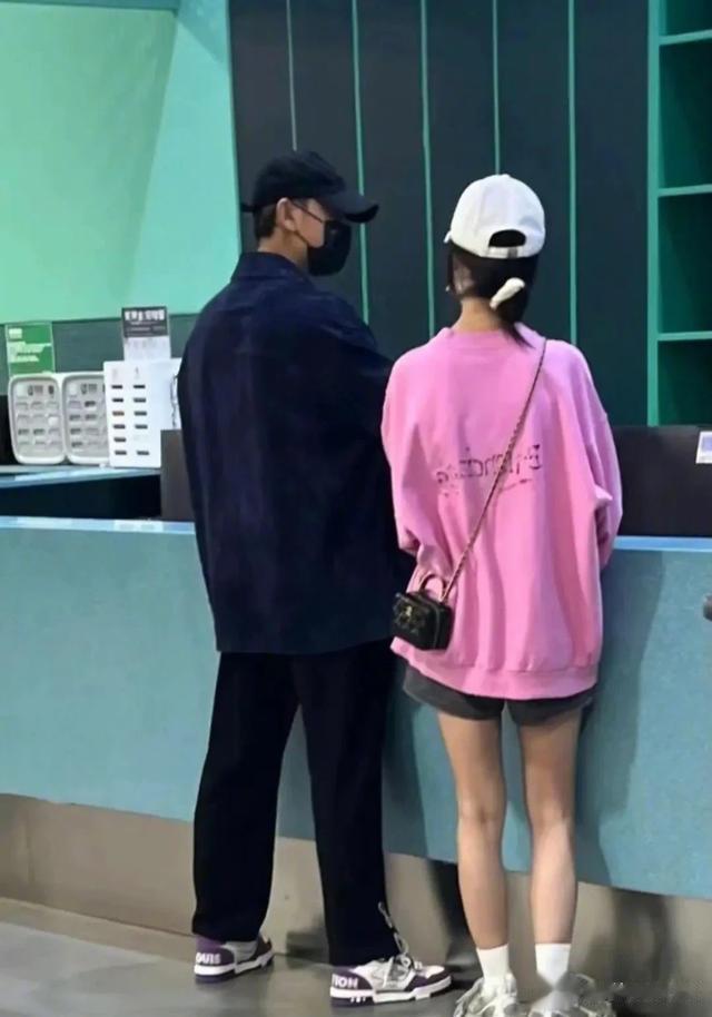 4.30娱乐瓜：肖战王一博李现成毅赵丽颖杨紫杨洋鹿晗刘亦菲刘宇宁