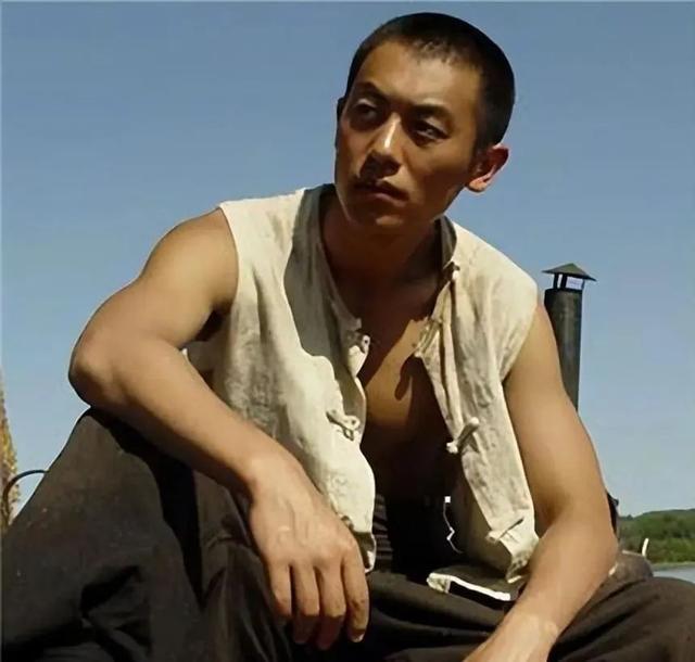 善恶终有报!5年了,郭麒麟的反击几乎断送了朱亚文的演艺生涯!