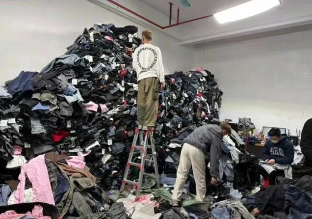 退货率达90%!多家电商倒闭,商家怒斥顾客薅羊毛零元购,谁的错