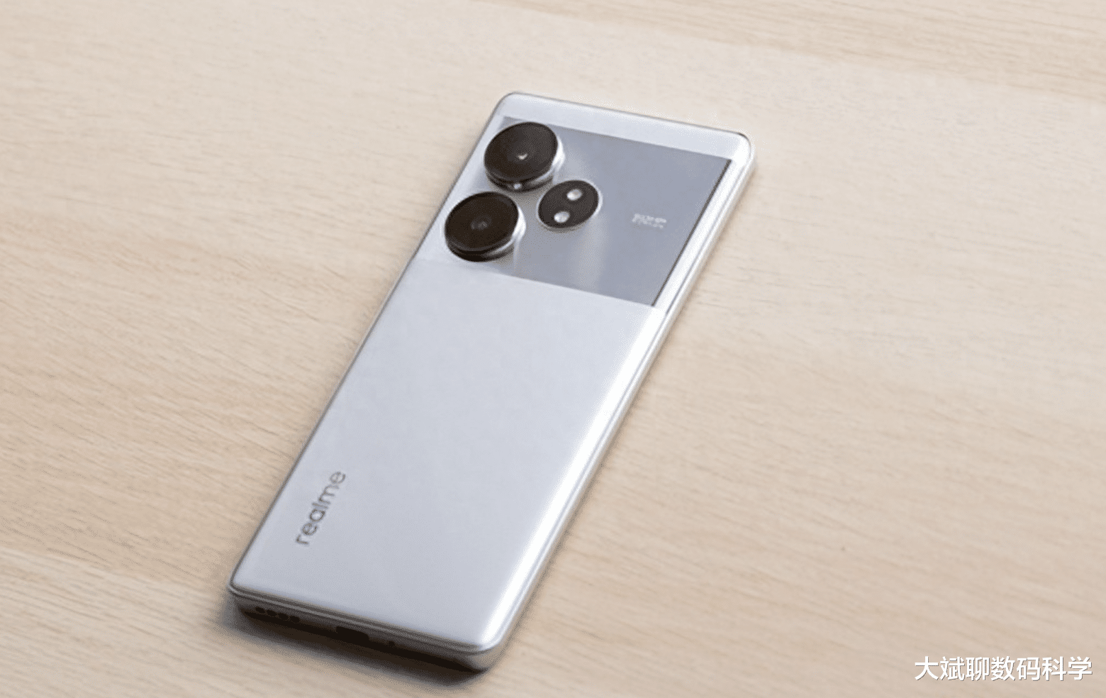 千元机性价比榜单出炉?一加排第四,荣耀排第五