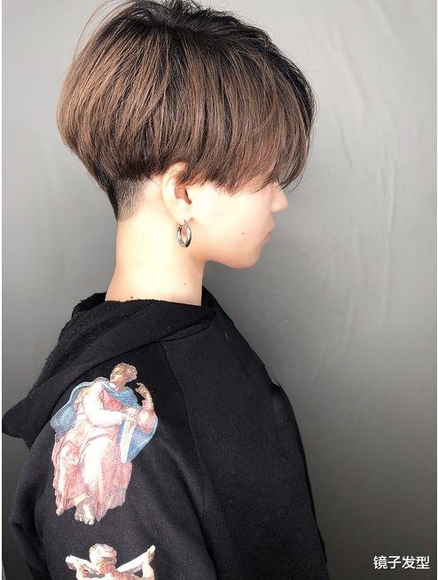 推边女士短发:演绎利落个性之美