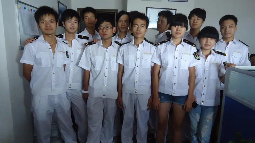 船员包吃住月薪过万，为什么年轻人都愿意干呢？背后原因很现实