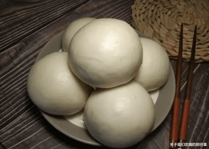 蒸馒头,只放酵母是“外行”,多加3种食材,馒头香软筋道更好吃