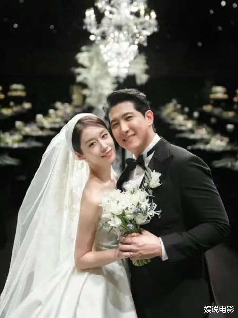 韩星朴智妍结婚二年不到申请离婚，老公夜店和异性密会引爆婚变