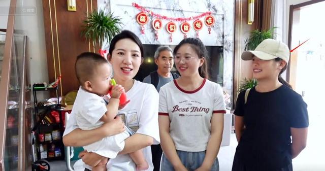 小五退出麦世传媒,疑因瑞瑞与麦小登闹掰,可可发视频内涵没良心