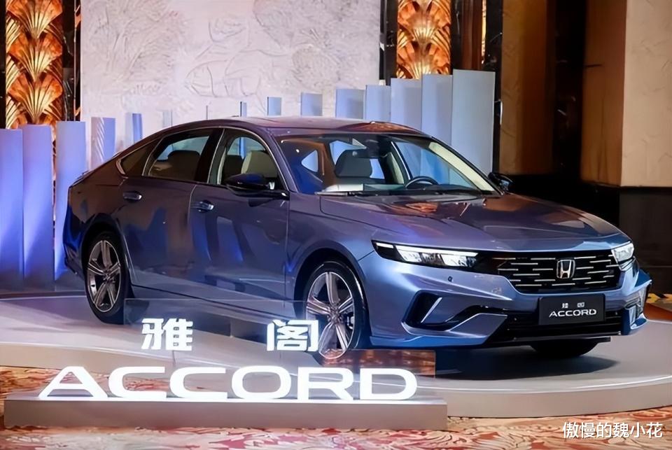 内饰全面焕新，2025款“本田雅阁”重磅来袭，智能系统再升级！