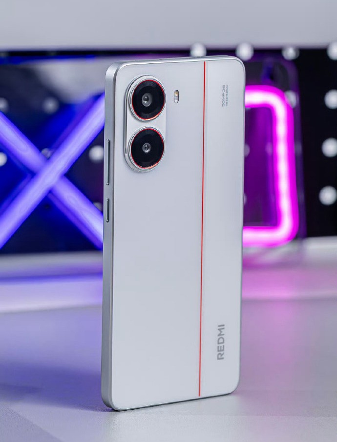 小米新机只要1799!6500毫安巨量电池+IP68防水!