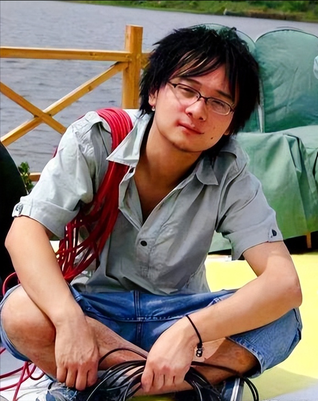 傅首尔前夫开挂,离婚后创业成功,网友评价:果然谁看孩子谁完蛋