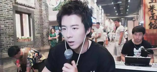 4大网红转型当演员,有人逆袭成顶流,有人被嫌弃到无戏可拍