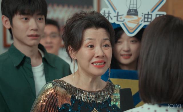 央视《迎风的青春》:观众到底做错什么了,要被这样的烂剧暴击?