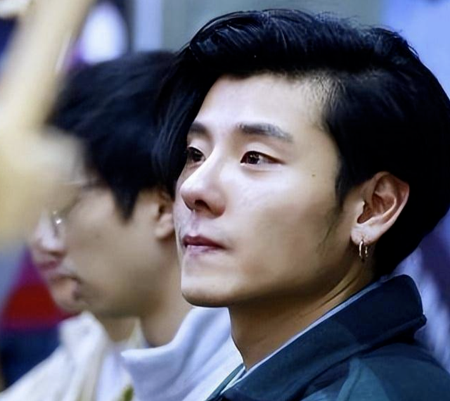 Baby疯狂示爱,李一桐直言喜欢,被影帝张译当成偶像的他,什么来头