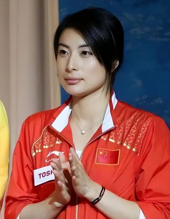 郭晶晶的大动作，让霍家人满眼的骄傲，她做了什么？网友：怒赞