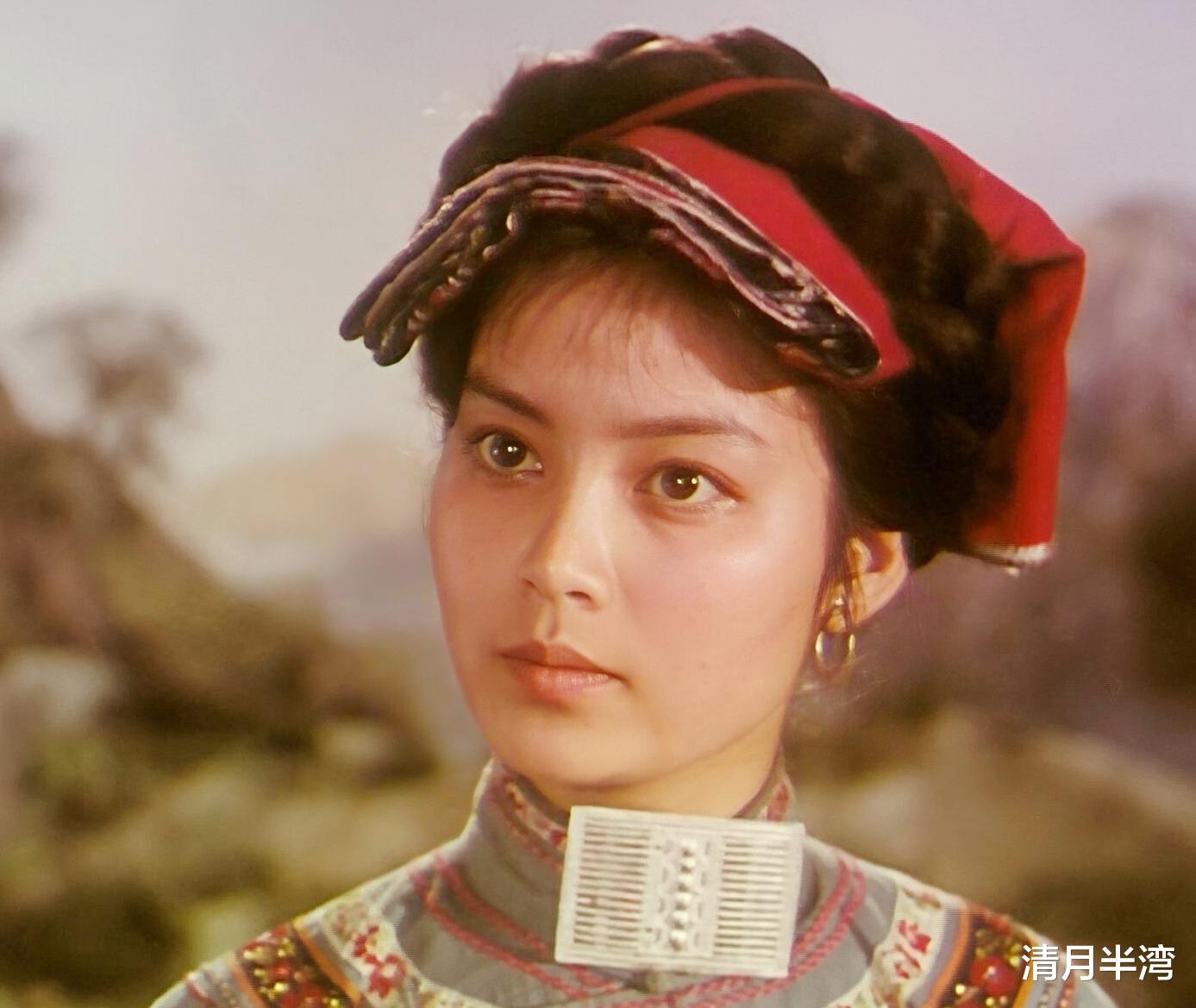 最是芳华留不住！你眼中的“糟老婆子”，年轻时也曾“容色倾城”