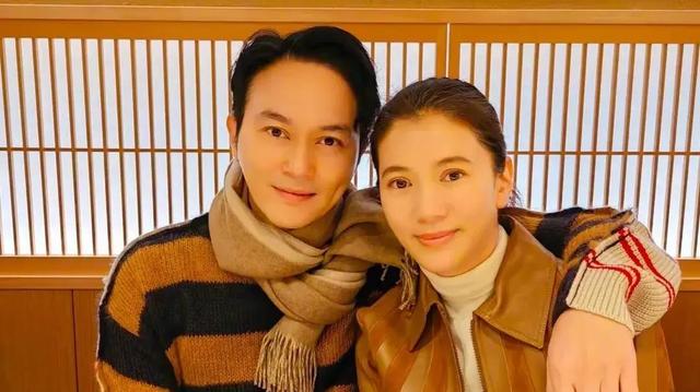 《赴山海》江湖再会！袁咏仪晒张智霖成毅合影，时隔7年顶峰相见