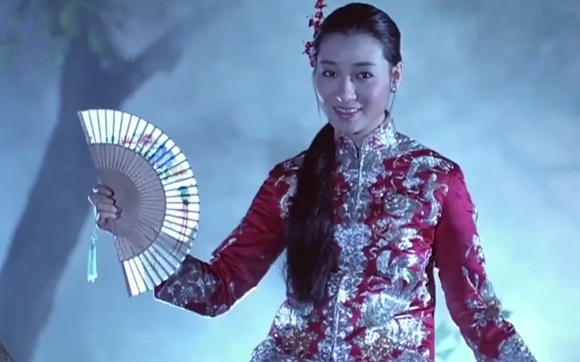 香港最美“鬼后”，因演鬼片患上抑郁症，丈夫为挽救她花光8亿