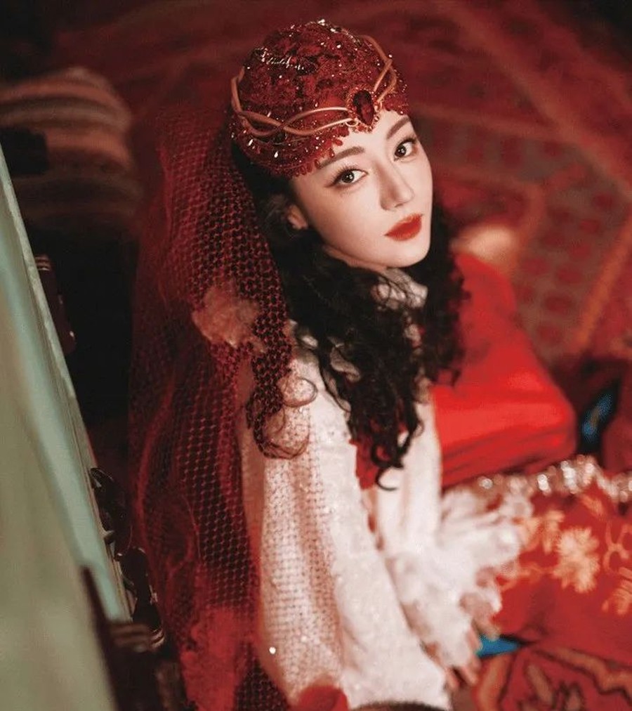 内娱“最美女演员”大洗牌!鞠婧祎登顶,新生代赵露思力压众星成黑马!