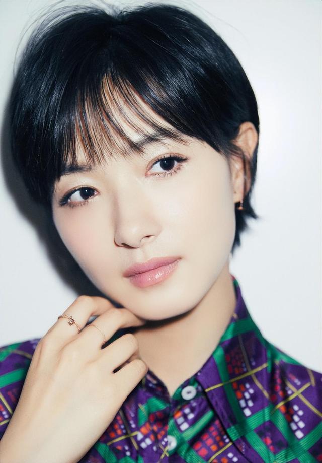 因长的太漂亮被导演狂追,却因拒绝追求无戏可拍,今搭档胡歌走红