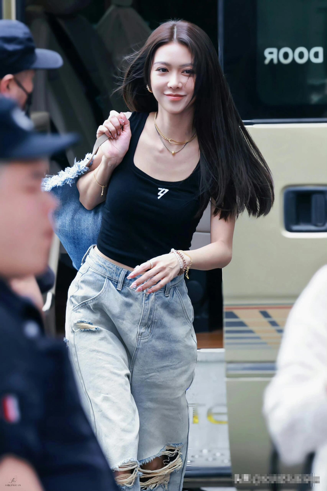 “香港最后的少女”几次差点嫁入豪门，如今43岁依旧单身