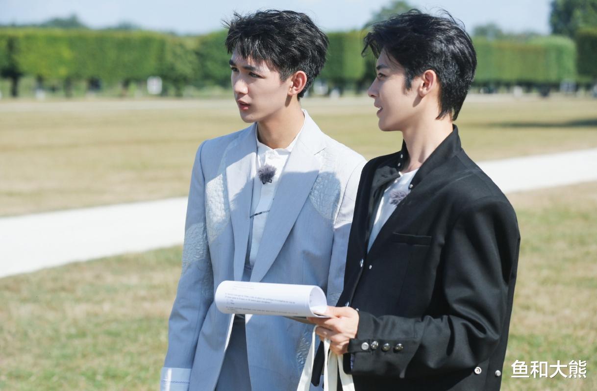 18岁荣梓杉被曝背刺,向经纪人索要上万球鞋,前经纪团队回应来了