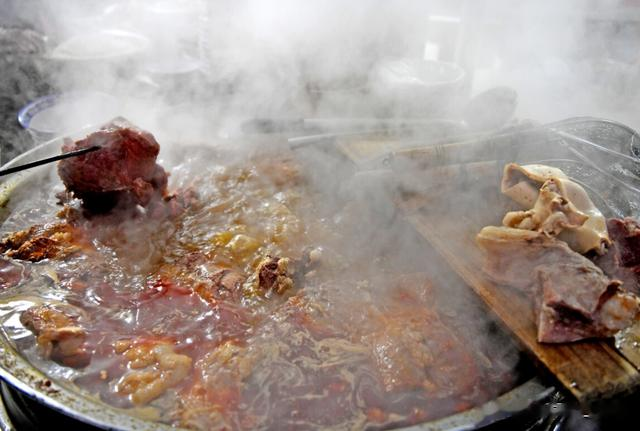 破解老师傅用了35年的卤肉绝技，原来仅用5种香料，餐饮人必读