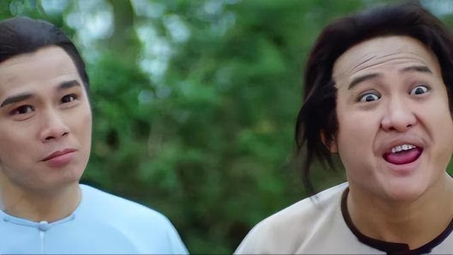 他是刘家良胞弟 演戏导演全能 不受哥哥重用 与洪金宝更像亲兄弟