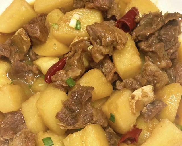 白头发越来越多，你以为是老了，其实是缺这3种营养，早知早受益