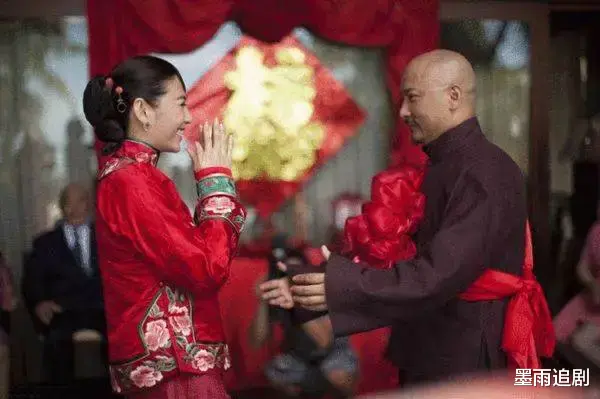 大S走后,张雨绮评论区很奇怪,再看她和汪小菲当年,才发现张雨绮的人品有多绝