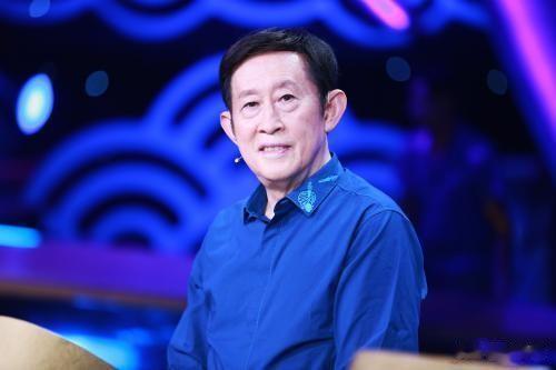 百家讲坛|《百家讲坛》文化明星现状：有人被抵制，有人去世，2人至今红火