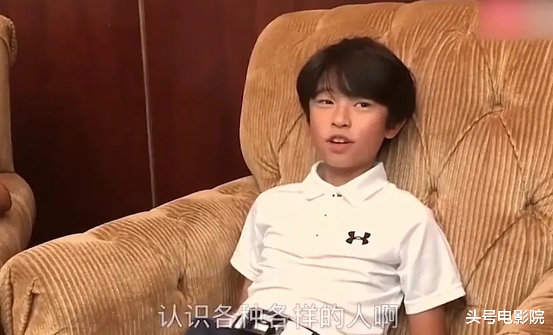 张嘉益王宝强组高端局!王志文带儿子打高尔夫,看懂啥是上流圈层