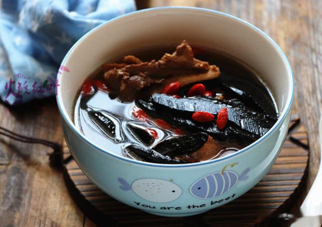 三伏天养心很重要，常吃这4种食物，强心强免疫