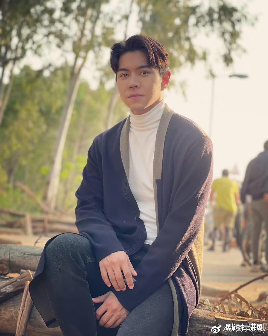 TVB帅气小生再被曝恋情!买雪糕到女方寓所,二人年纪相差十多岁