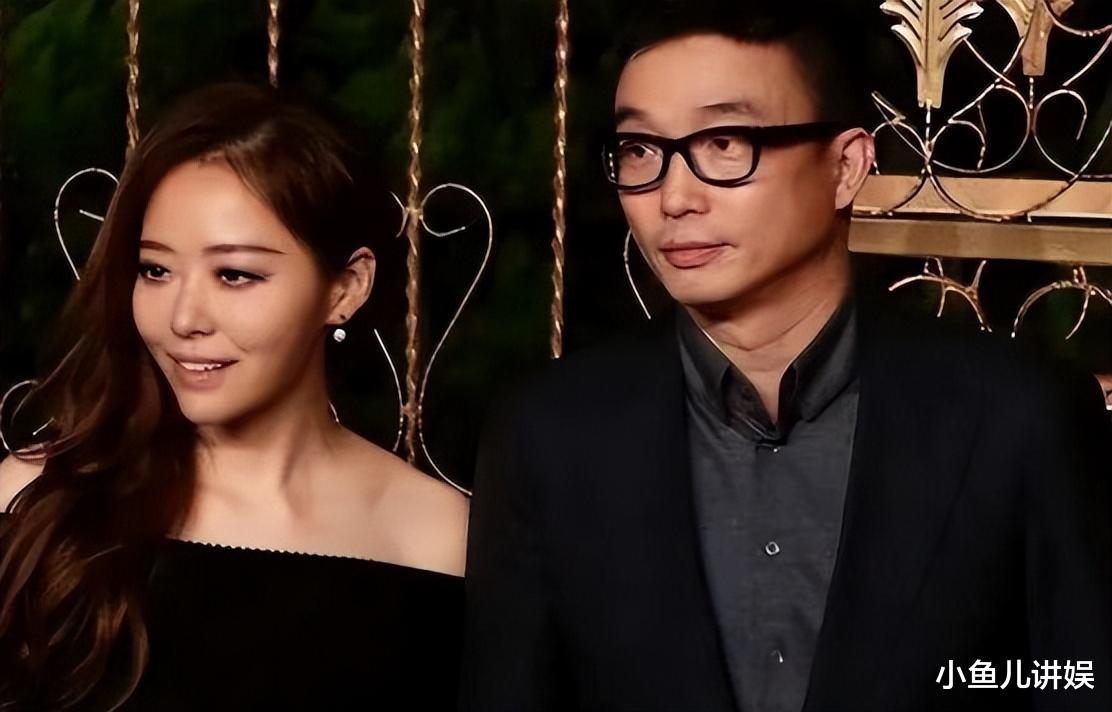 被严重低估的冯轲，他能掌控的，何止是张靓颖一人！