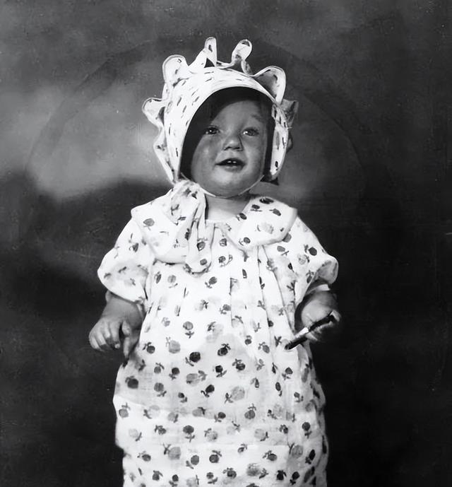 导演迟迟不喊卡,虽铸就了好莱坞影史经典,却也搞得女主家破人亡