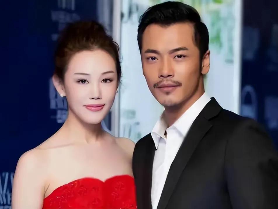 王姬喜迎姥姥新身份!女婿当红小生,亲家前央视《新闻联播》主播