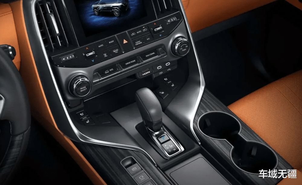 五大重磅豪华“燃油车”,个个都是“首次”亮相,比电车更有看头